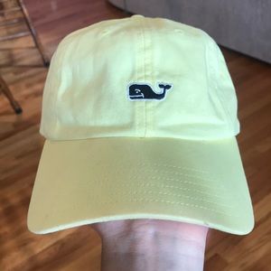 Vineyard vines whale logo baseball hat